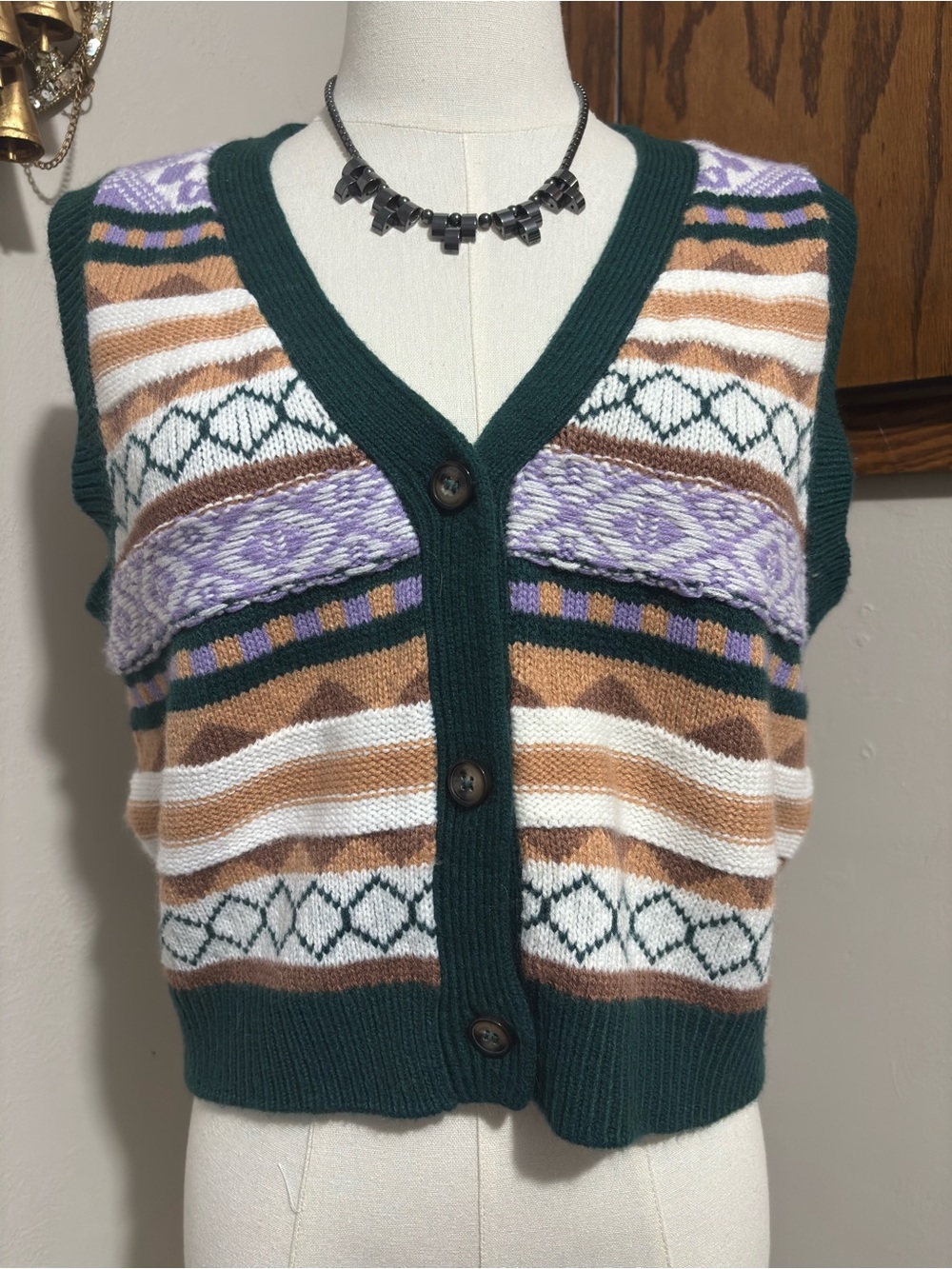RSQ Dark Green Cropped Sweater Vest with Lavender and Tan Stripes Size Large